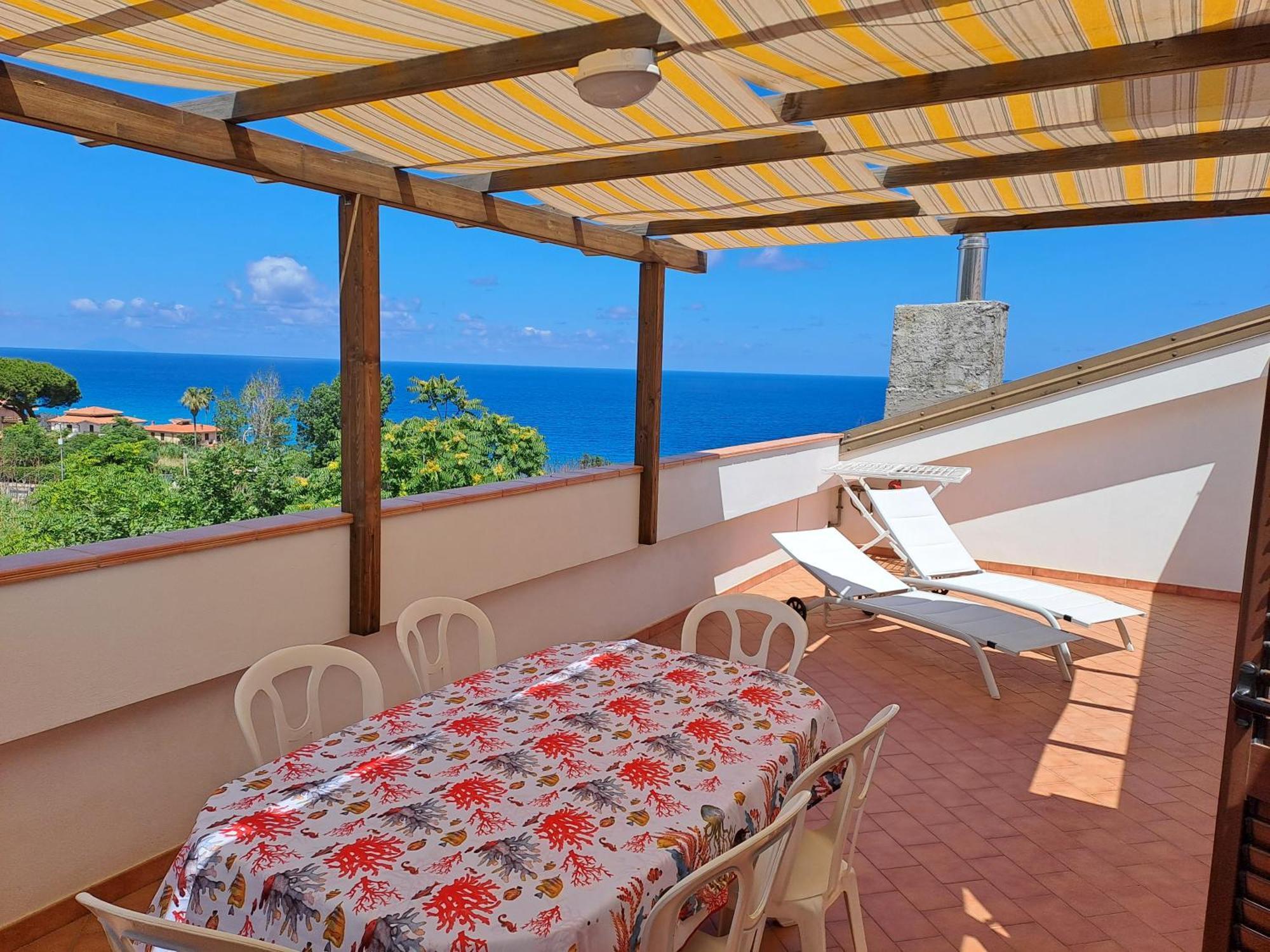 Terrazza Michelino Daire Parghelia Dış mekan fotoğraf